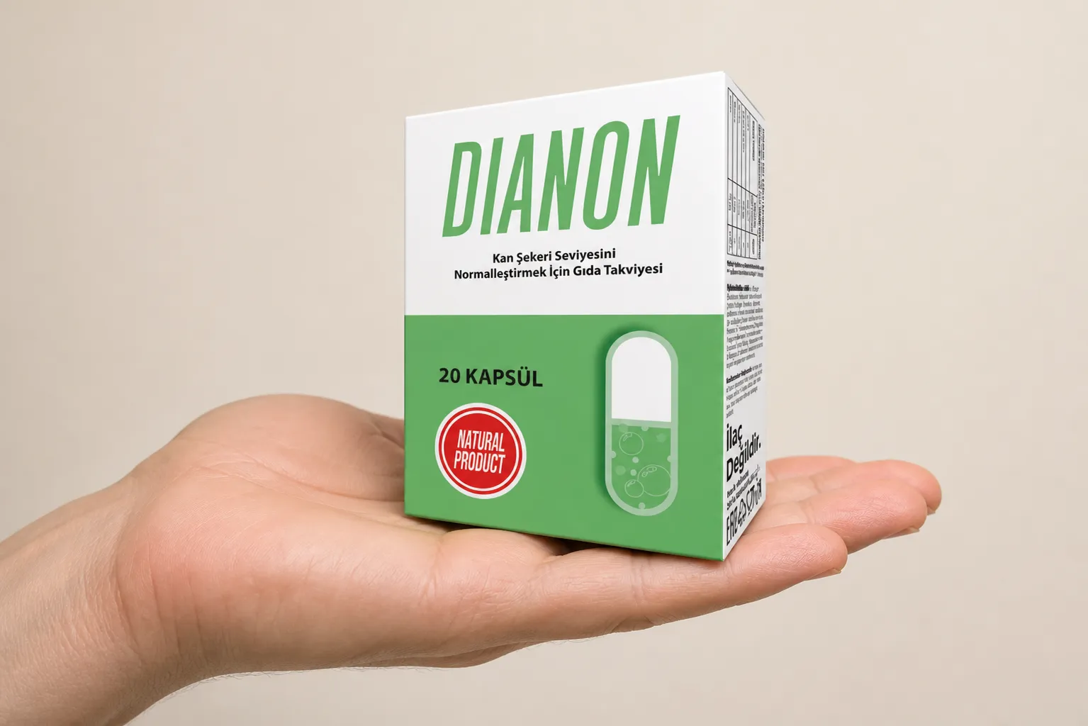 Dianon — Verpackung in der Hand